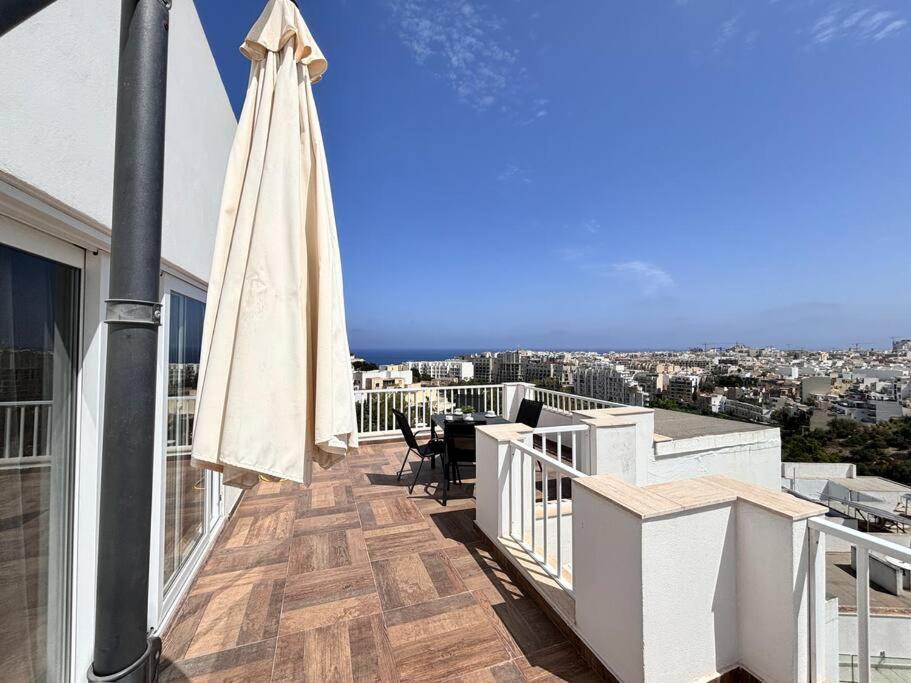 Saint Julian'sElegant Penthouse In St Julians Stj411アパートメント エクステリア 写真